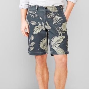 GAP Lived-in Palm Print Soft Twill Shorts